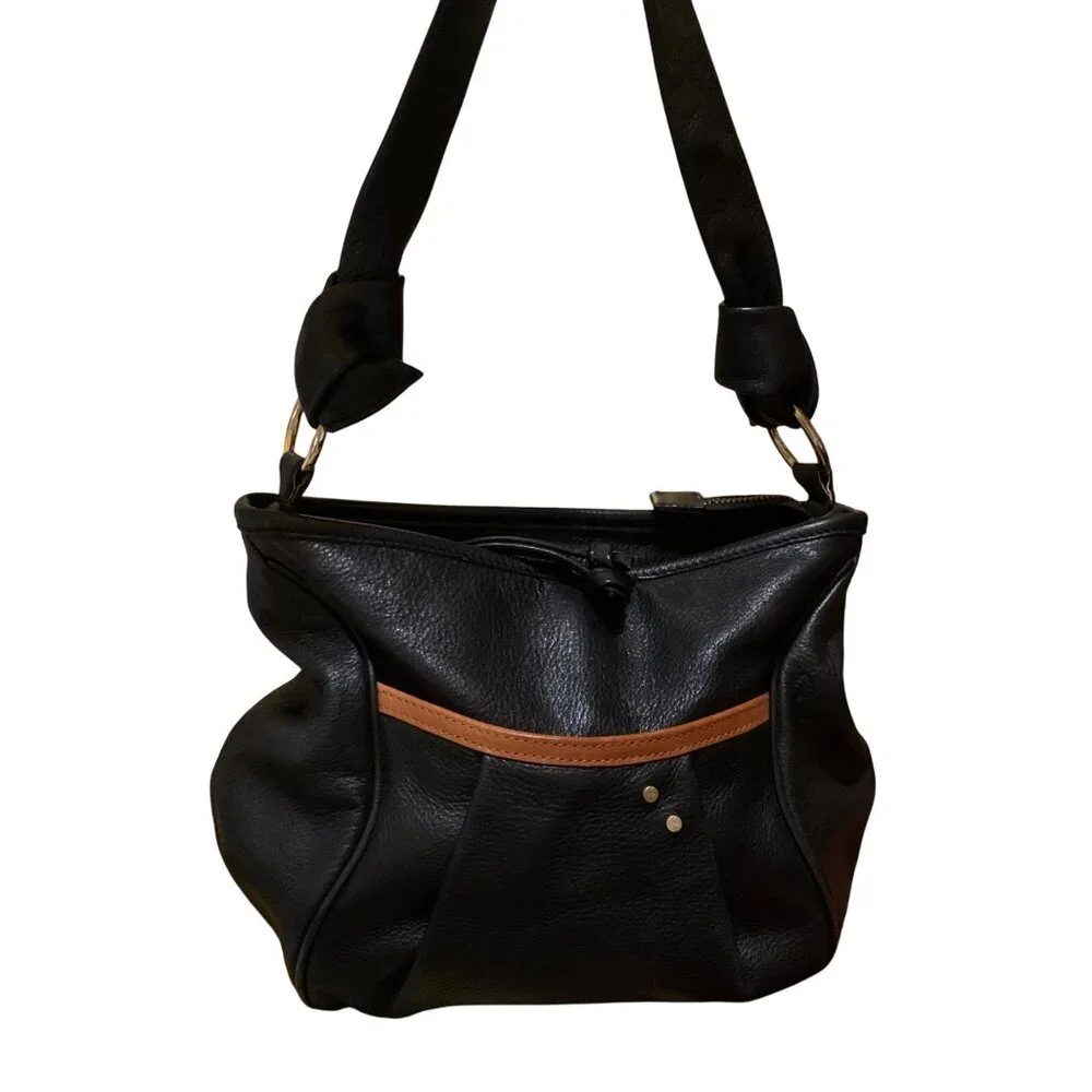 Tre Vero sophisticated leather